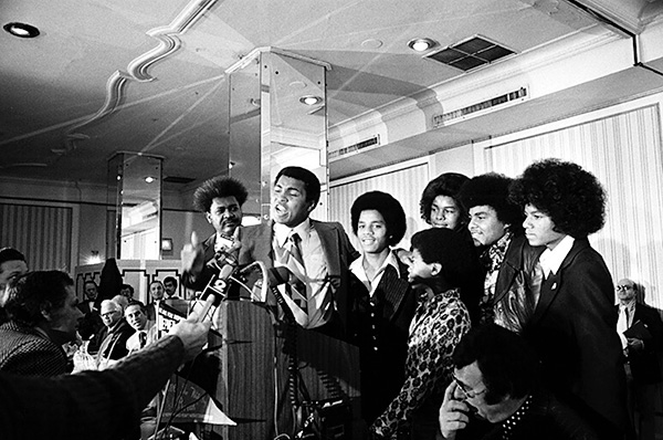 Dong King, Muhammed Ali and the Jackson Five, Plaza Hotel, New York, 1975