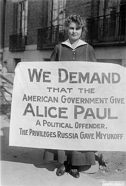 Lucy Branham protesting the political imprisonment of Alice Paul