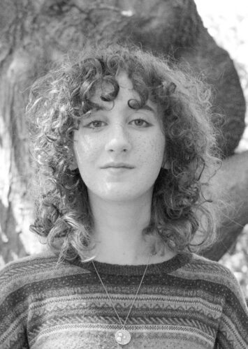 Headshot of Ellie Keller