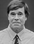 Headshot of Henry Hart