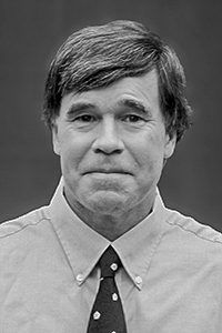 Headshot of Henry Hart